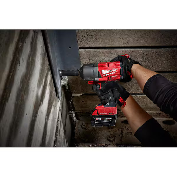 Milwaukee M18 FUEL ONE-KEY 3/4 In. Impact Wrench Kit with Chemical Resistant Batteries